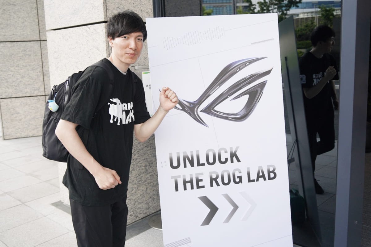 ASUS本社正面ロビー