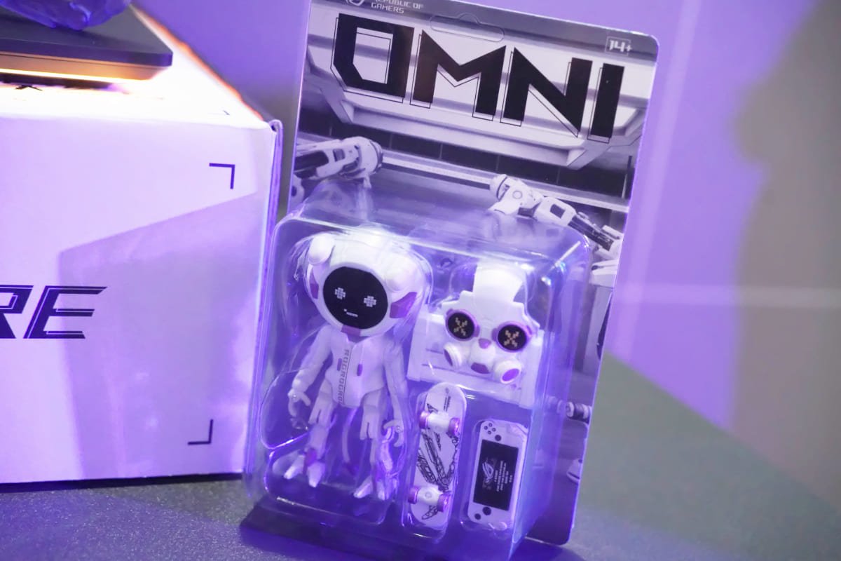 OMNIのフィギュア