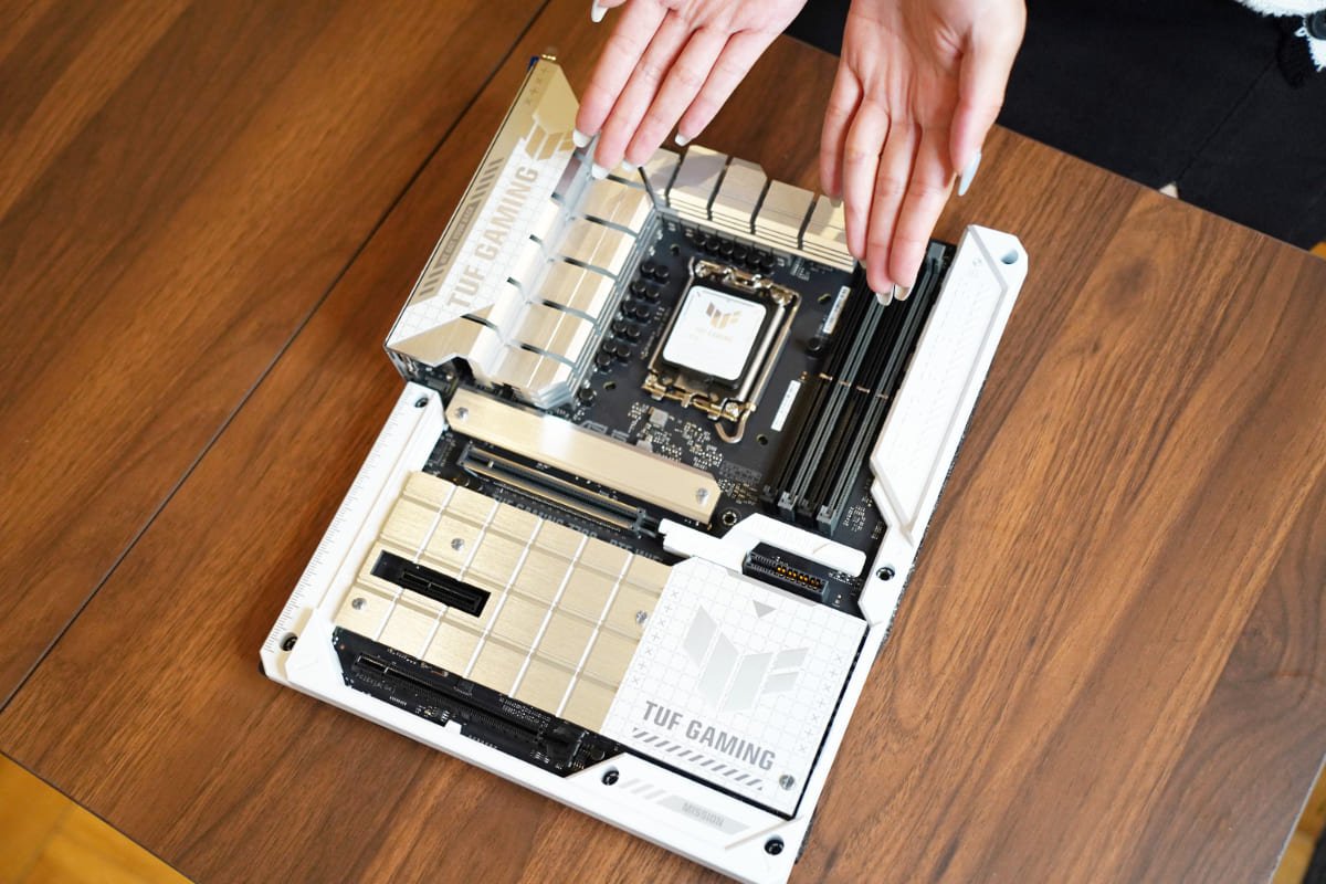 ASUS TUF GAMING Z790-BTF WIFI