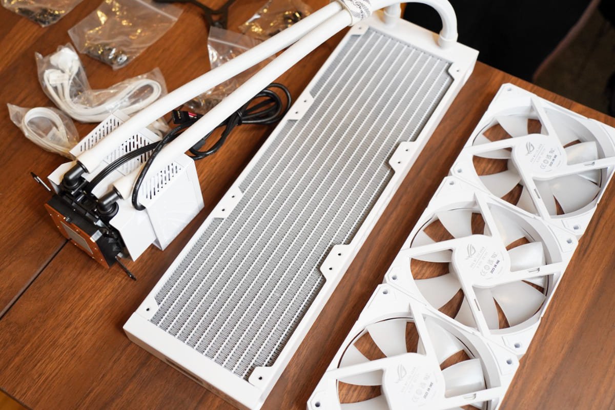 ASUS ROG RYUJIN III 360 ARGB White Edition [ホワイト]