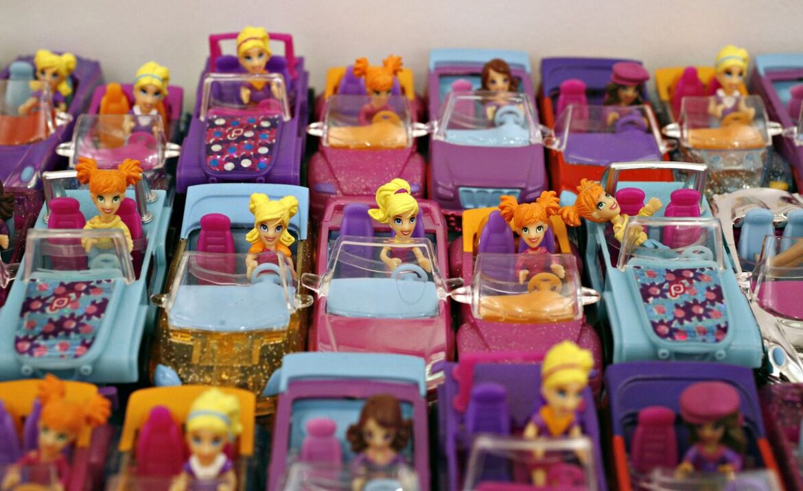 マテルがＡＩで玩具やゲームを設計、オープンＡＩと提携－年内に製品 - Bloomberg