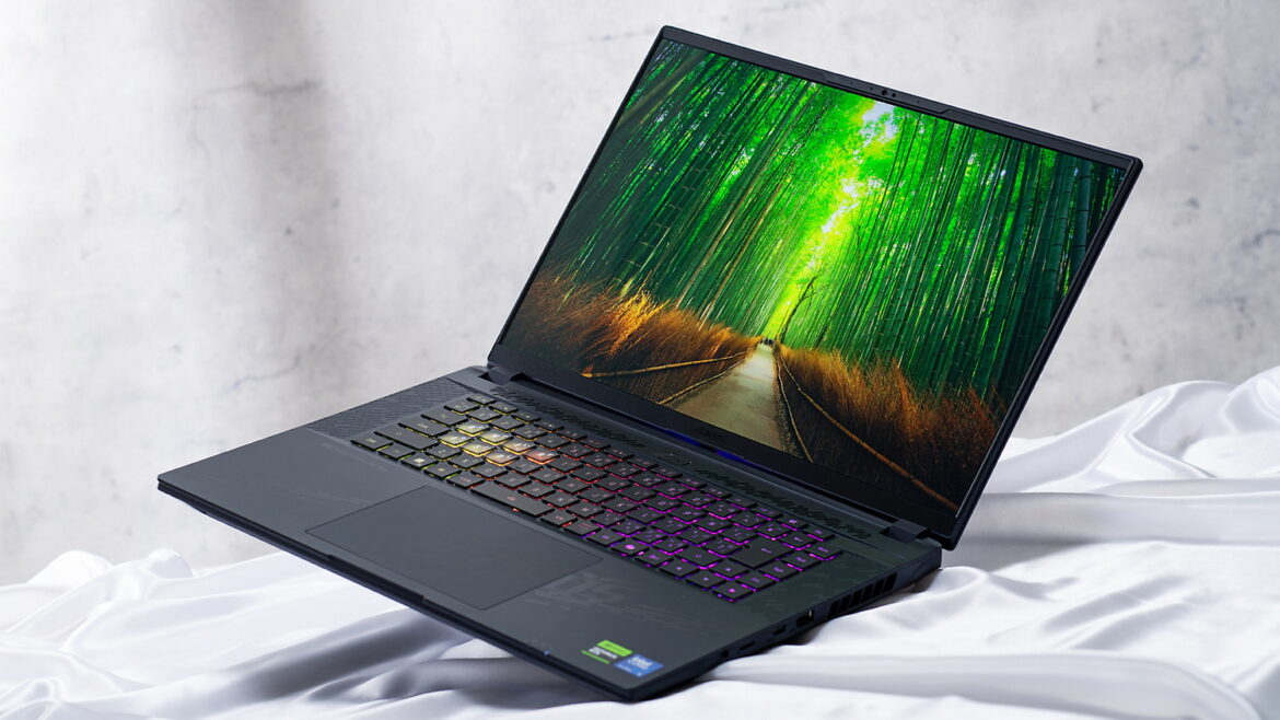 Core Ultra 9＆RTX 5090 Laptop GPUのゲーミングノートでしか得られない超パワー！GIGABYTEのハイエンド機「AORUS MASTER 16 AM6H」