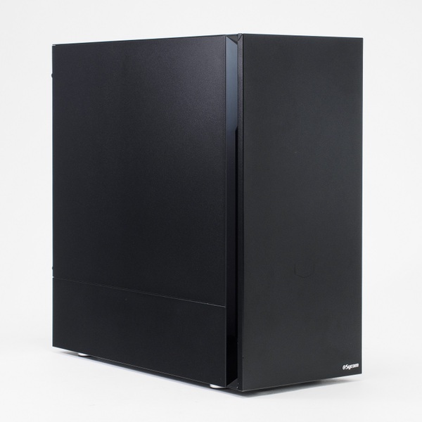 超静音なRTX 5070 Ti搭載グラボのゲーミングPC、ベンチマーク中でもわずか約34.5dB