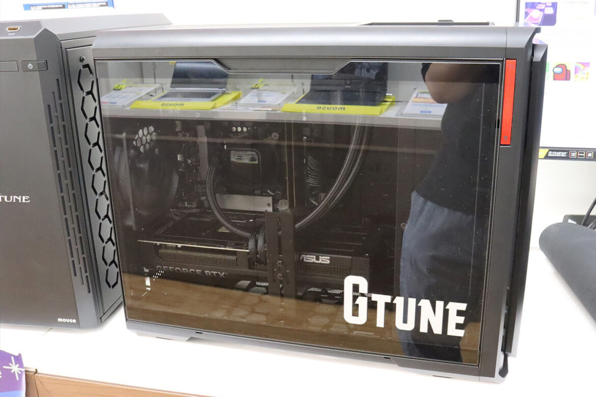 新設計ケースで楽々開閉! 大幅なイメチェンを果たした「新生G TUNE」をご覧あれ:マウスコンピューター 大阪ダイレクトショップ 新設計ケースで楽々開閉! 大幅なイメチェンを果たした「新生G TUNE」をご覧あれ:マウスコンピューター 大阪ダイレクトショップ