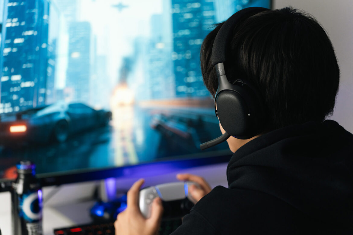 final、FPSでドローンの飛行音まで聴こえるゲーミングヘッドフォン「VR3000 EX for Gaming」 - AV Watch