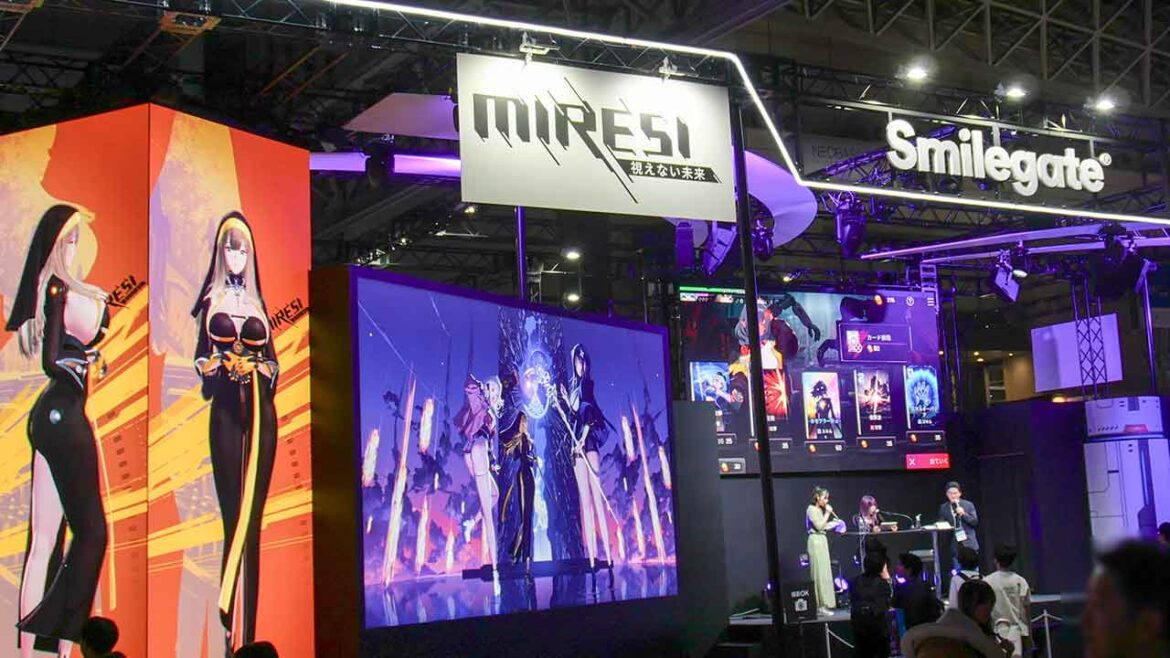 “精神崩壊”と魅力的なキャラに全力を注ぐスマイルゲートブース【TGS2025】 - 日経クロストレンド