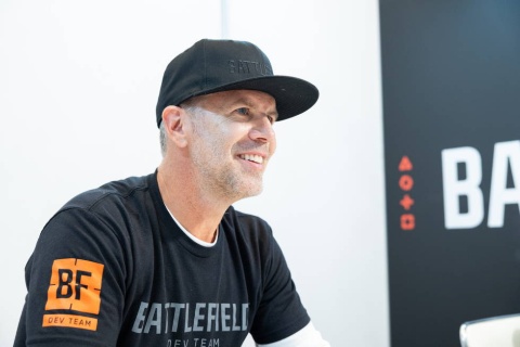 「プレーヤーの意見を聞く『バトルフィールドラボ』の役割は重要だった」と語るビード氏