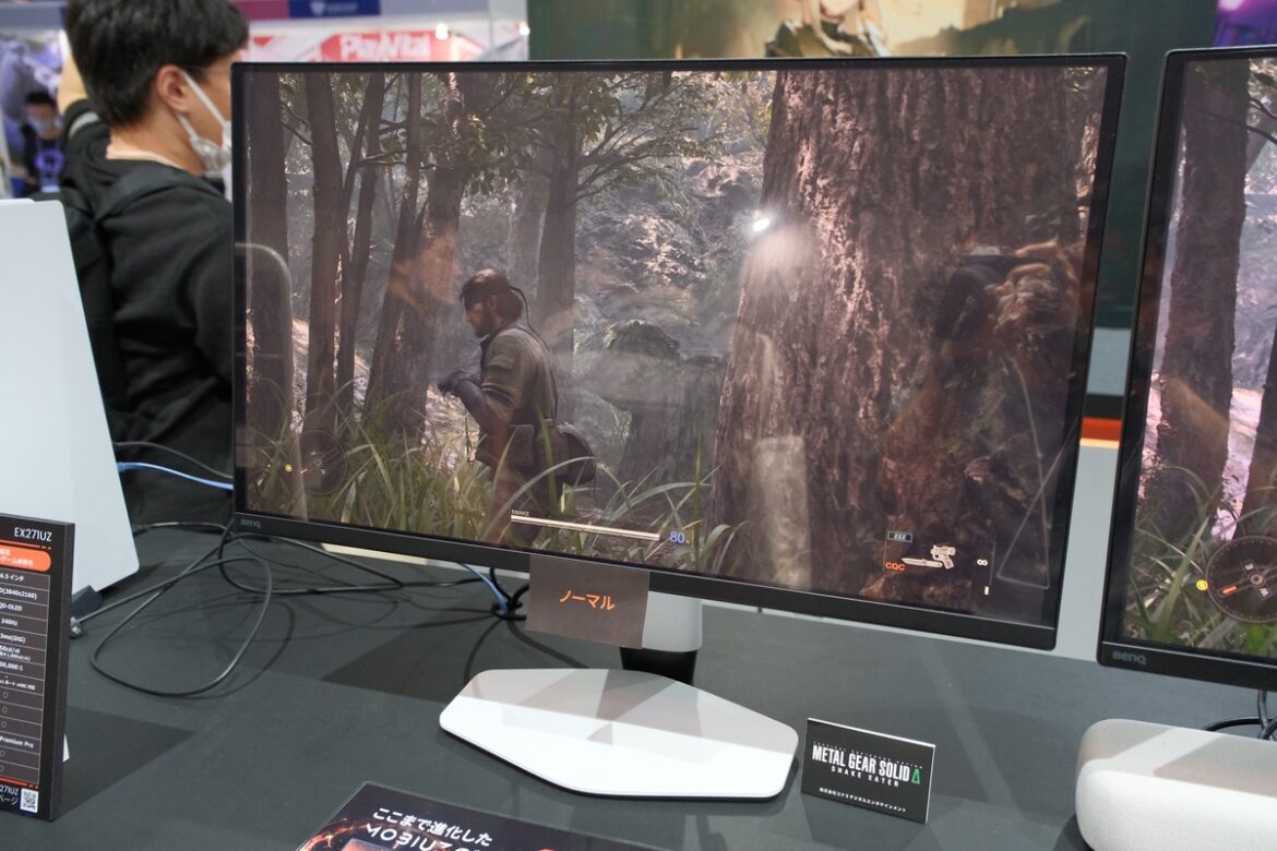 BenQ、240Hz対応の4K QD-OLEDゲーミングモニターをTGS2025で展示。26.5型と31.5型の2サイズ - PC Watch