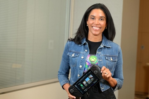 Xbox部門のトップ（President of Xbox）であるSarah Bond（サラ・ボンド）氏