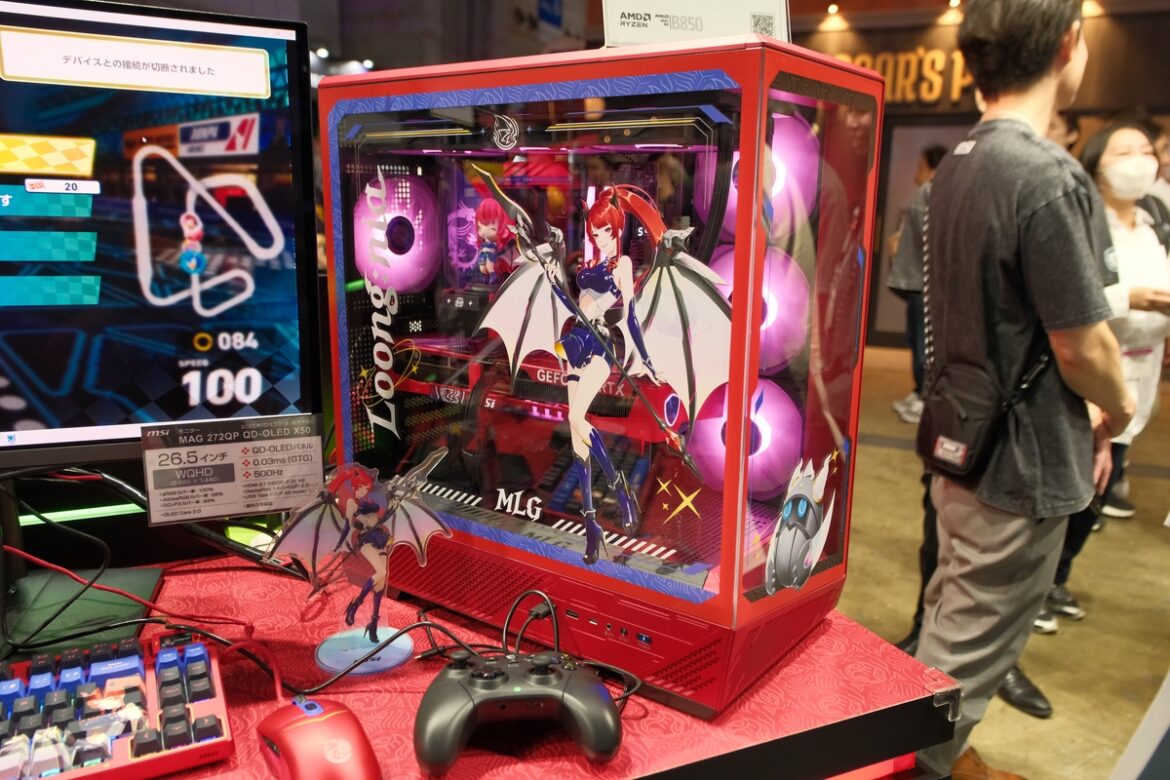 MSI、オリキャラのカスタムPCや500Hz/WQHD/26.5型ゲーミングモニターをTGS2025で展示中 – PC Watch MSI、オリキャラのカスタムPCや500Hz/WQHD/26.5型ゲーミングモニターをTGS2025で展示中 - PC Watch