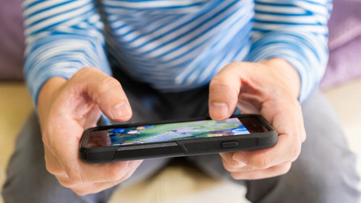 ｢スマホは脳に悪い｣を覆す研究がゴロゴロ…テトリス､マイクラ以上の効果が期待できる｢最強ゲーム｣の名前 脳神経外科医｢プレーしている人は集中力が高く運動量が多い｣ | PRESIDENT Online（プレジデントオンライン）