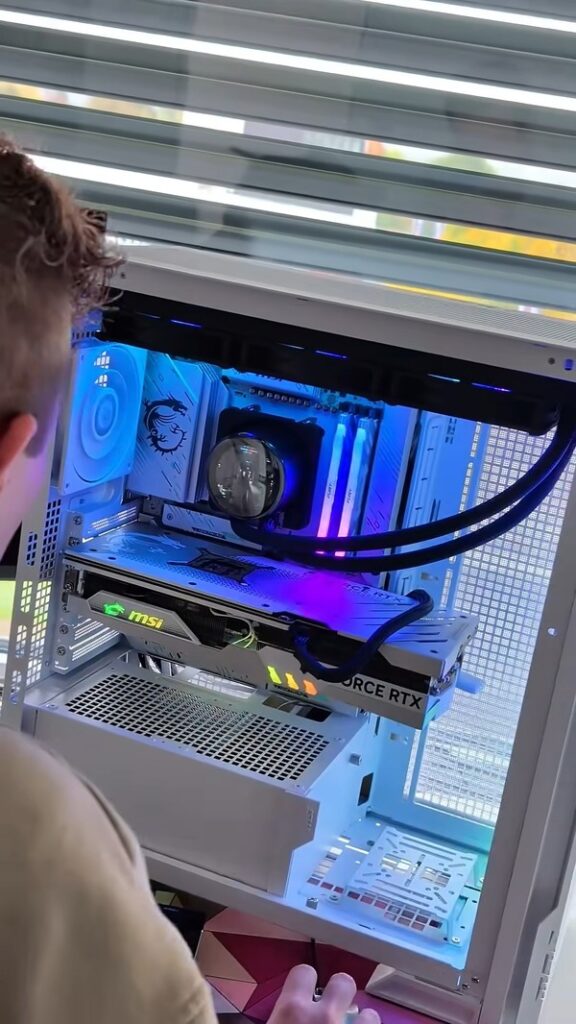 『バトルフィールド6』を2.1インチでプレイ！？CPUクーラーのスクリーンをまさかのディスプレイ代わりに - Game*Spark