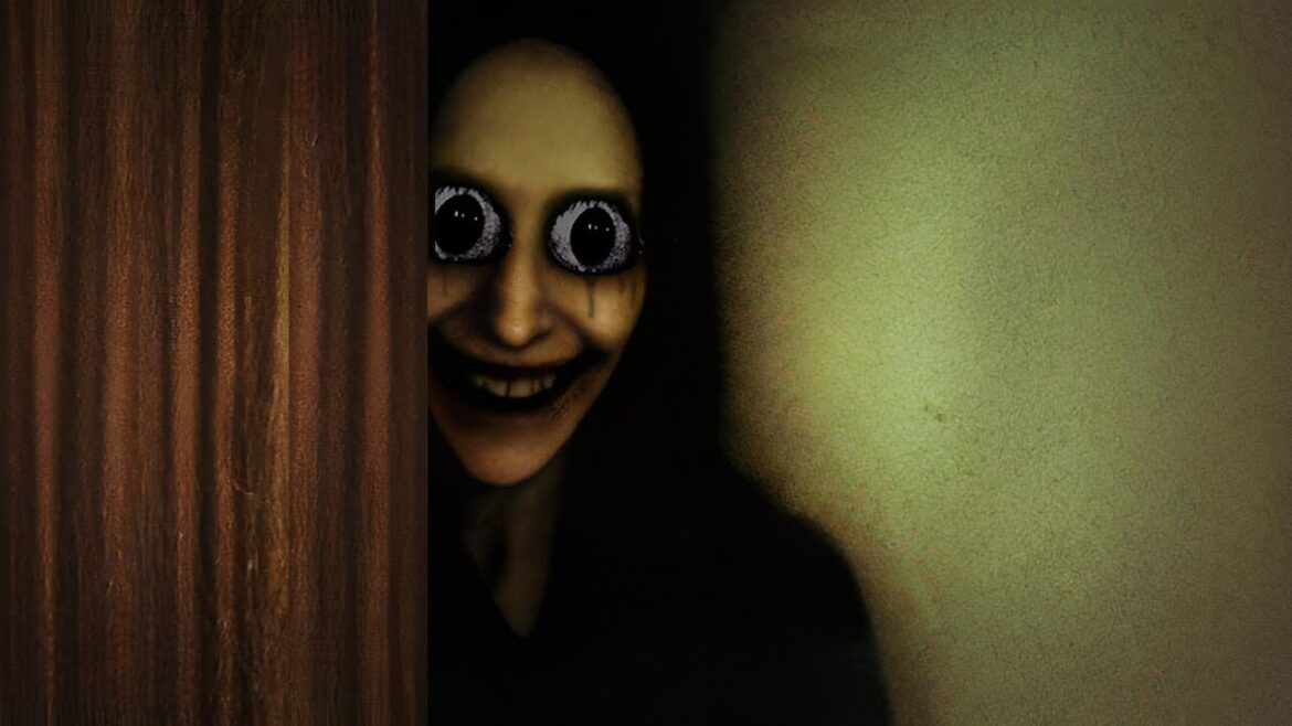 お母さんの『奇行を監視するホラーゲーム』がヤバすぎる（大絶叫あり）