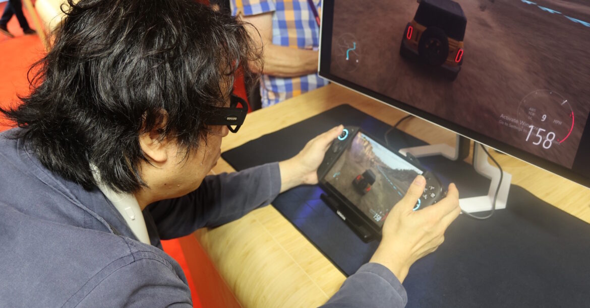 理論性能はPS5超えのポータブルゲーミングPC「Lenovo Legion Go 2」でゲームをプレイしてみて分かったこと：Lenovo Innovation World 2025（3/4 ページ） - ITmedia PC USER - ITmedia