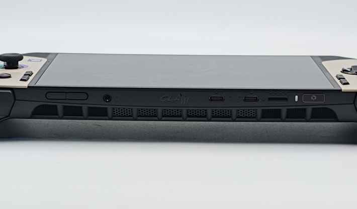 『モンスターハンターワイルズ』も設定次第では60fps超え!クイック設定がタブ採用で利便性がより進化したMSIのゲーム機型PC「Claw 8 AI+ A2VM」の画像