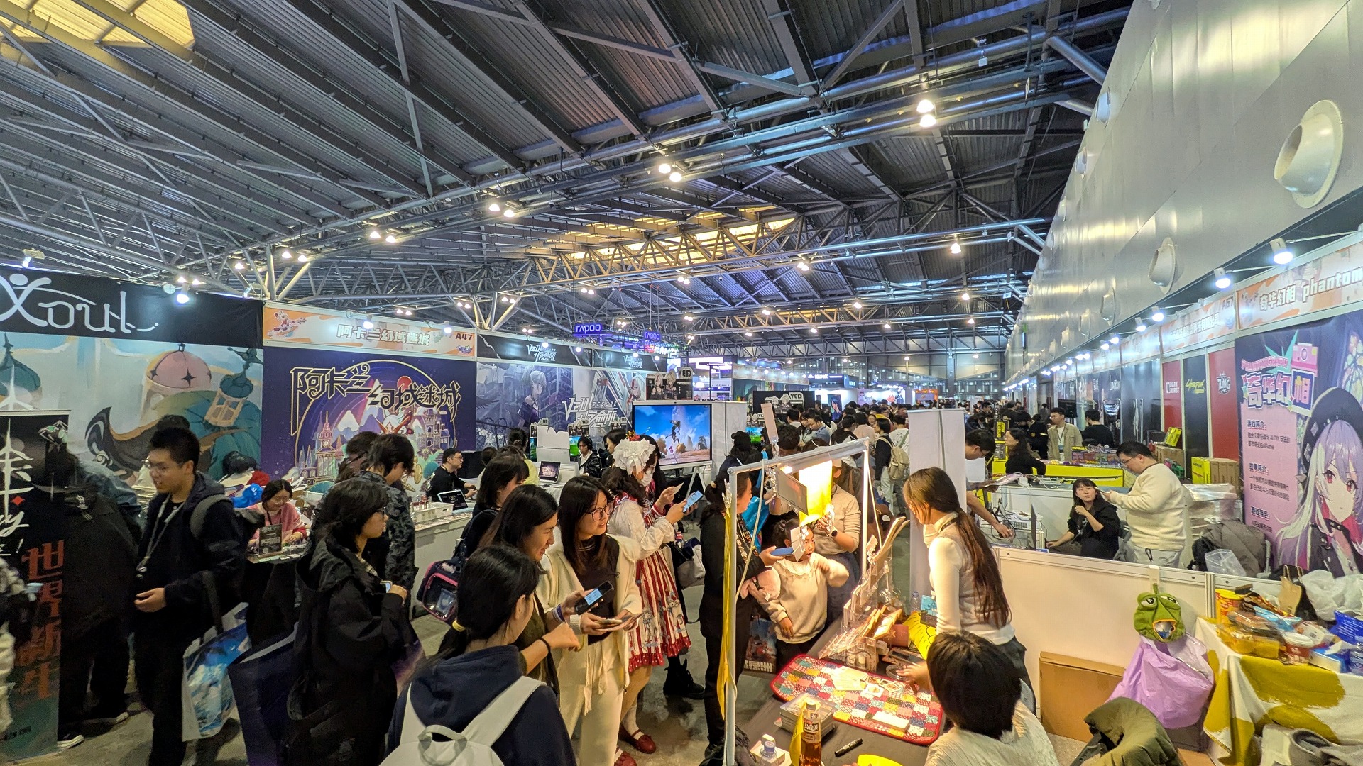 こんなゲームイベント、世界中探しても他にない！ 上海「WePlay Expo 2025」が想像以上にカオスすぎた（歓喜）_020