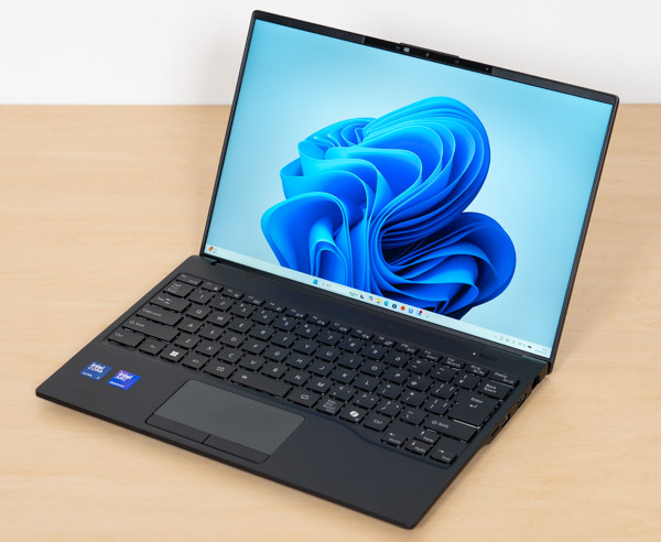 FMV WU7-K3の正面写真