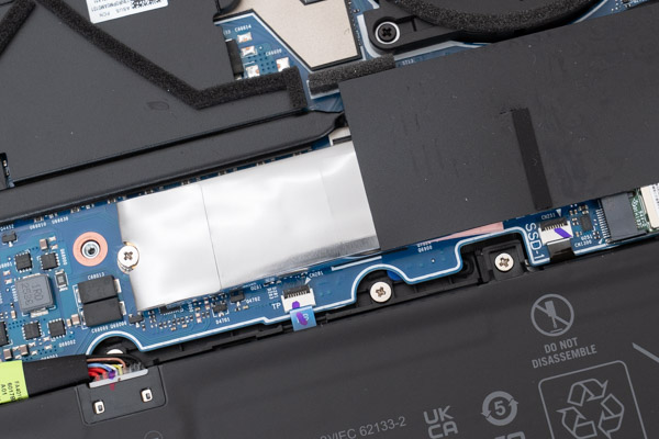 TUF Gaming A14 FA401EAのSSDの写真