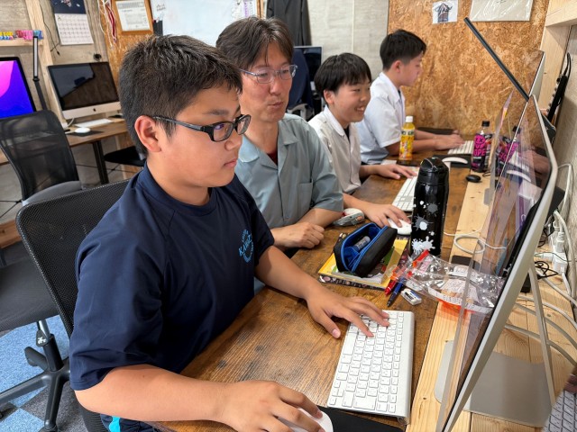 小中生が「冒険ゲーム」制作 地域学びデジタルスキル磨け―下田のスカイボックス・山本さん企画 / 伊豆新聞デジタル 小中生が「冒険ゲーム」制作 地域学びデジタルスキル磨け―下田のスカイボックス・山本さん企画 / 伊豆新聞デジタル