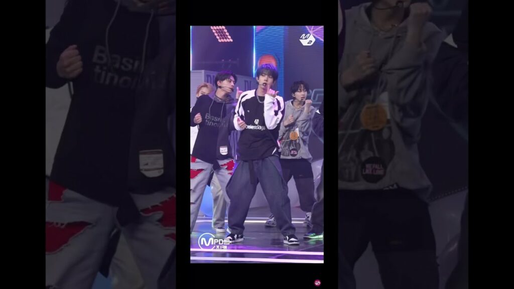 【ENHYPEN/ヒスン】ﾁｭｯて聞こえんだけど、え？ Kpop WACOCA JAPAN People