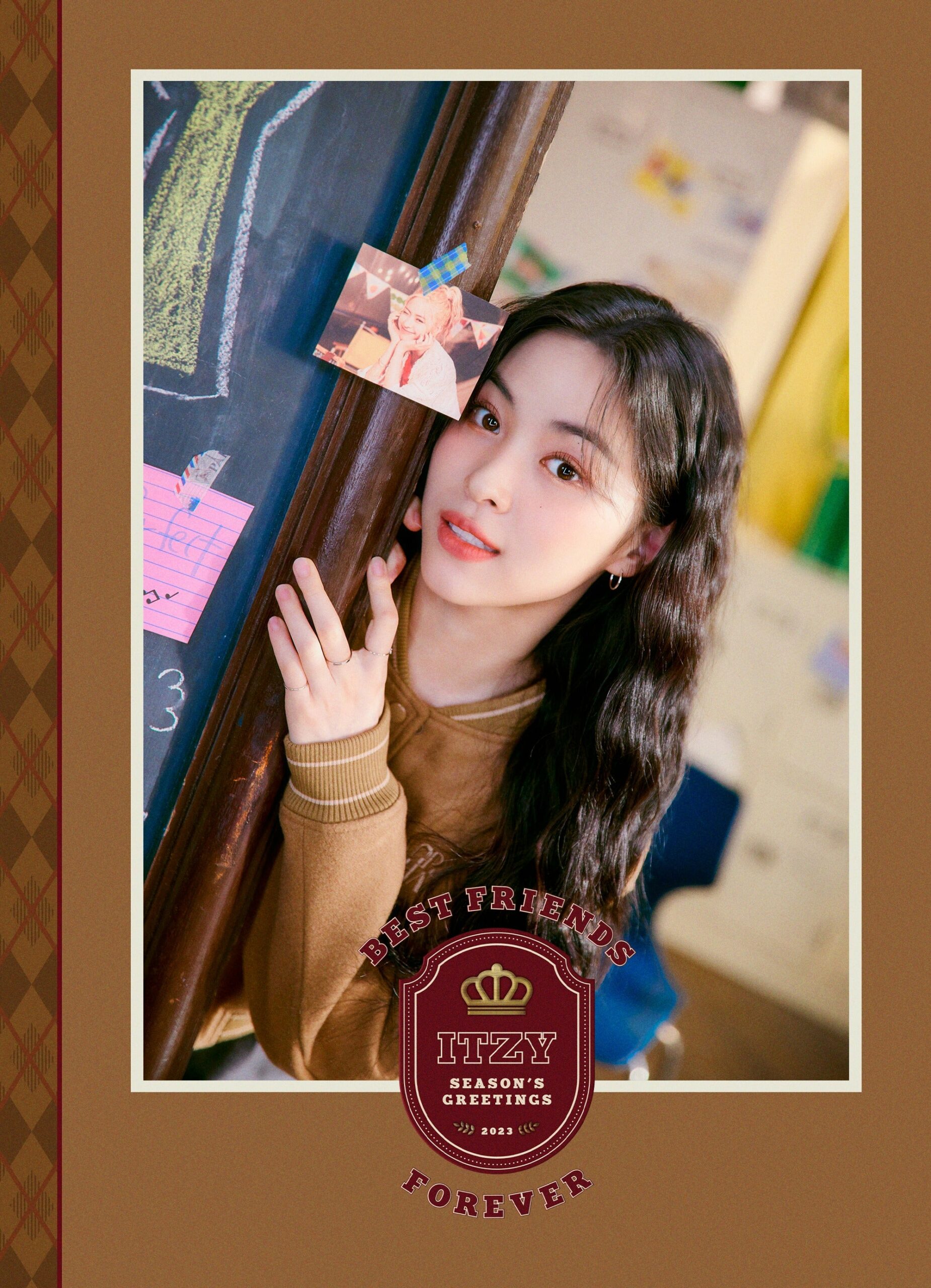 221028 ITZY BEST FRIENDS FOREVER (2023 Season's Greetings Ryujin