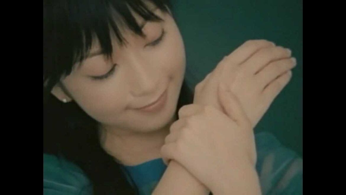 【CM】 ELT 持田香織　アトリックス(愛の謳)