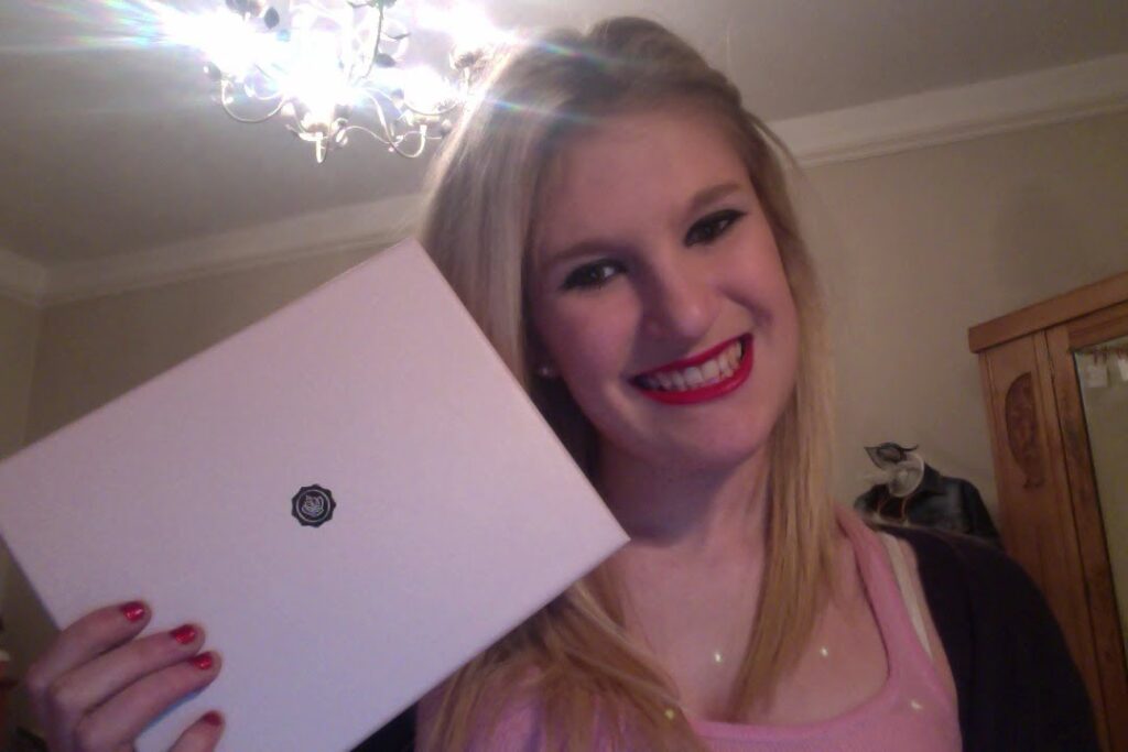 Glossy Box November 2013 Unboxing Glossy Box November 2013 Unboxing