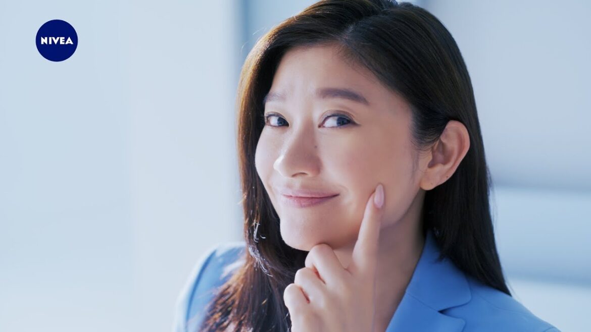 ニベア花王 ニベアフェイスウォッシュ 弱酸性泡講座１５秒CM CM 篠原涼子