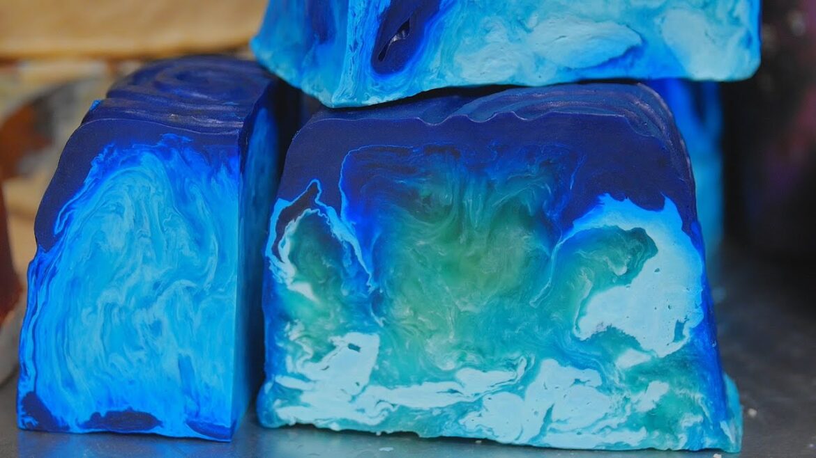 Lush How It's Made: Outback Mate Soap