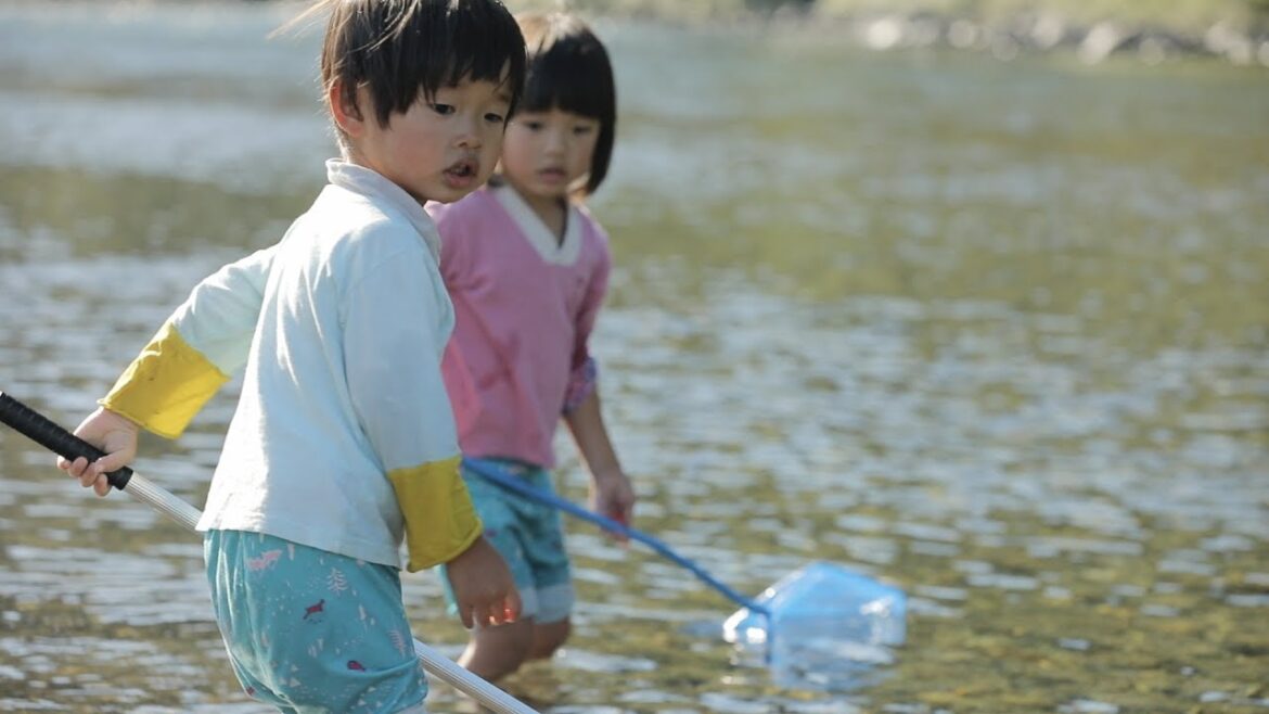 牛乳石鹸  企業動画2021「洗いたての肌で 愛を伝えよう」篇 verB 【牛乳石鹸公式】 牛乳石鹸  企業動画2021「洗いたての肌で 愛を伝えよう」篇 verB 【牛乳石鹸公式】
