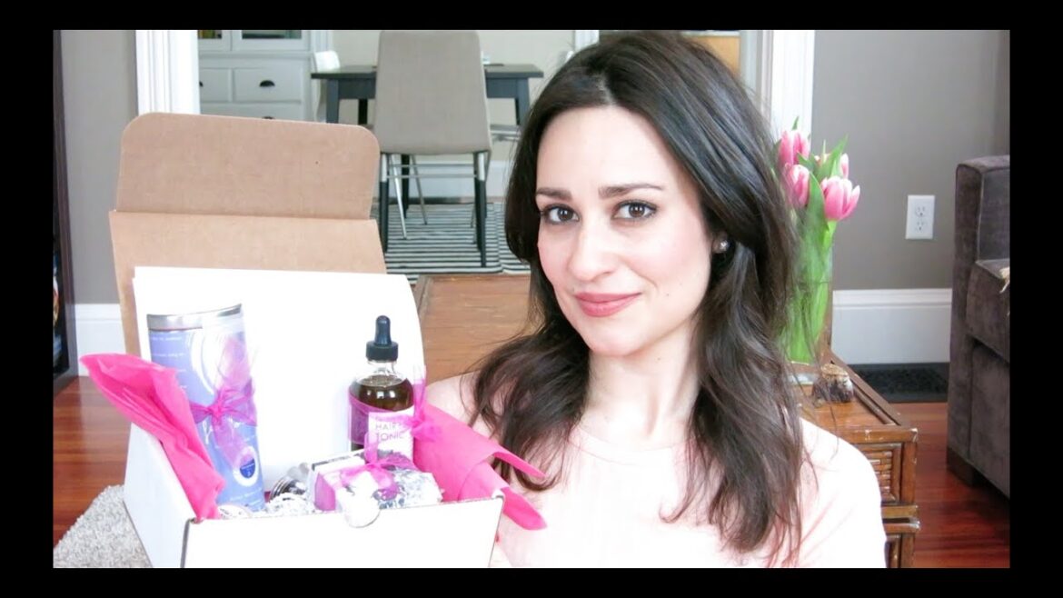 Mercedes Shops: Vitacost, Radiant Life Company, BeauTeaBar, March Petit Vour Box Mini-Reviews