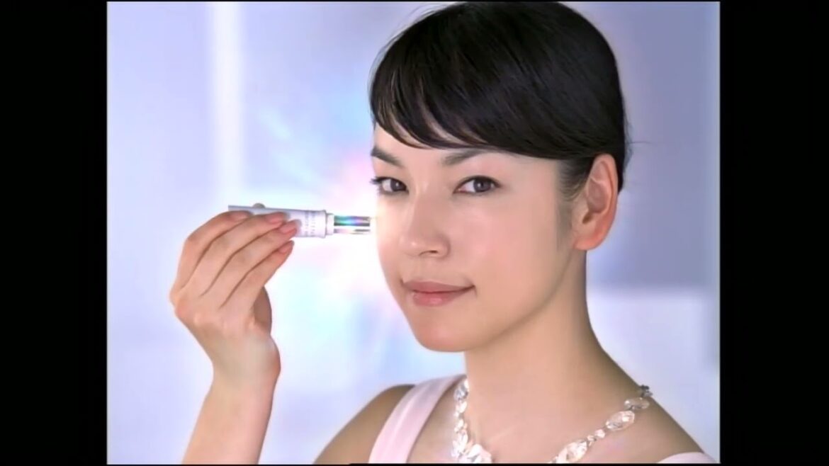 [CM]花王ソフィーナSOFINA「薬用ホワイトニングメモリーホワイト」2014年