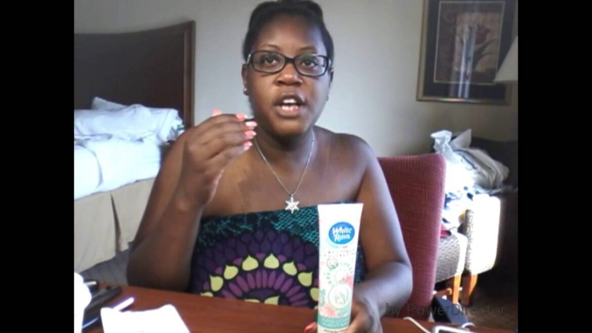 Speedy Review - White Rain Makeup remover