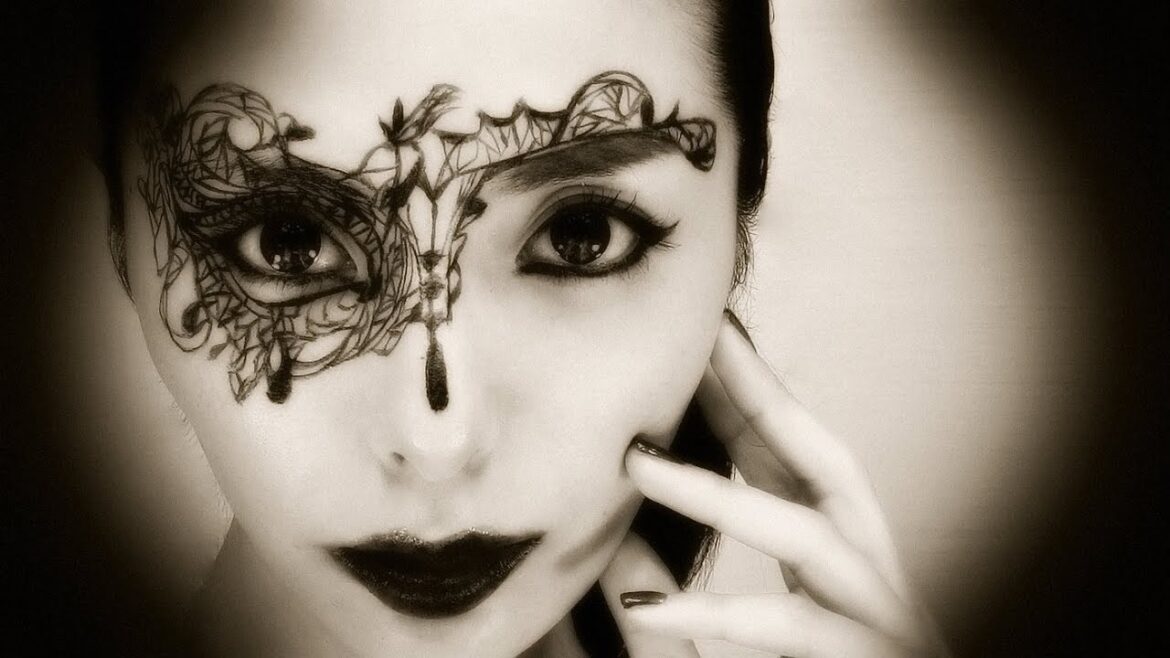 簡単?レースマスク風メイクアップ / Simple? Masquerade Lace make-up mask tutorial Halloween 2014 by和希優美 簡単?レースマスク風メイクアップ / Simple? Masquerade Lace make-up mask tutorial Halloween 2014 by和希優美