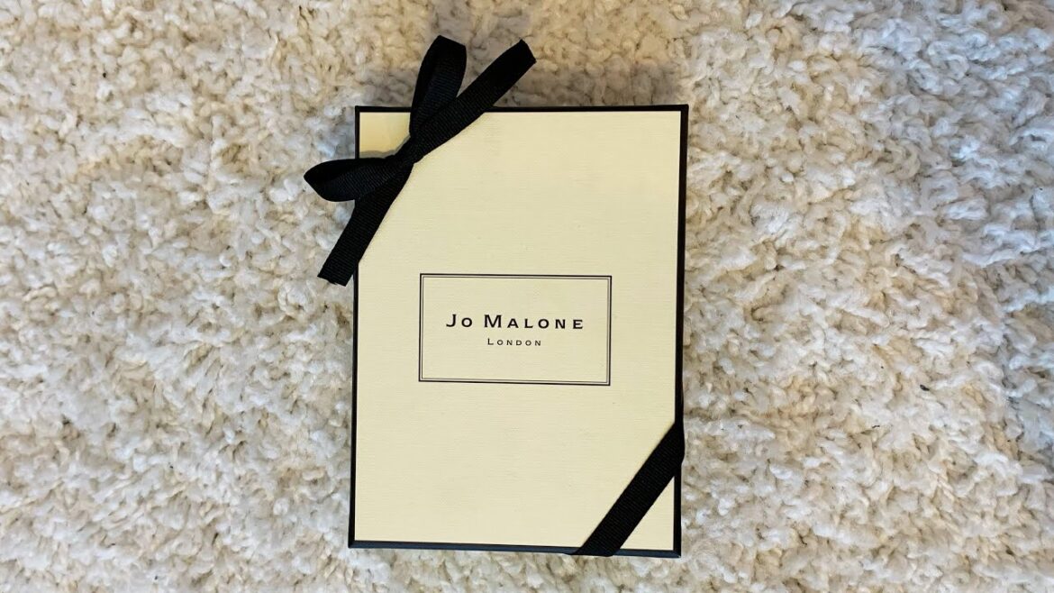 JO MALONE RED ROSES SOAP UNBOXING WITH KORBI