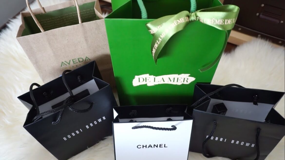 Покупки косметики De La Mer, Chanel, Aveda, Bobbi Brown