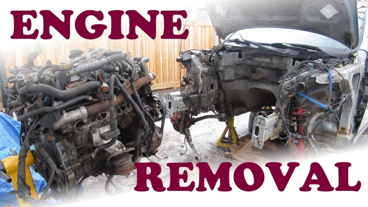 How to Remove a Car Engine