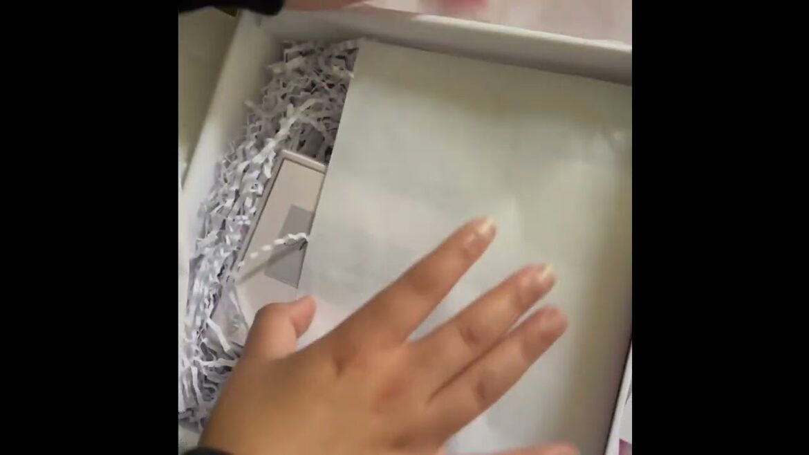 Miss dior unboxing #dior #missdior #favorite #viral #trendy