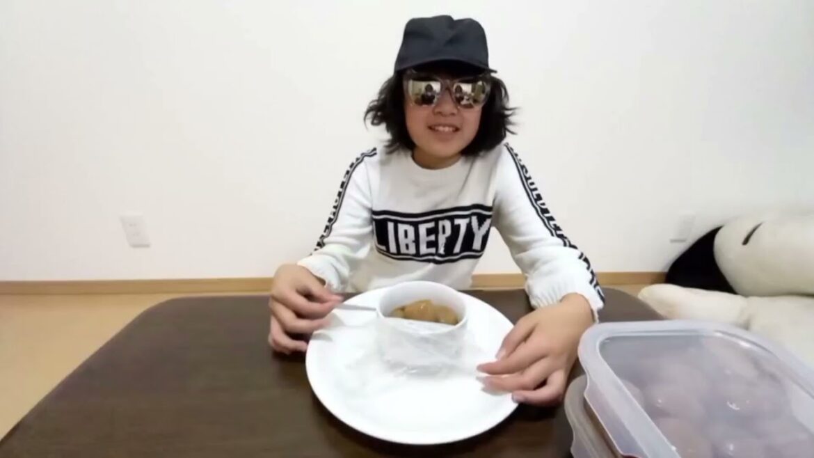 業務スーパー　ピリ辛玉こんにゃく