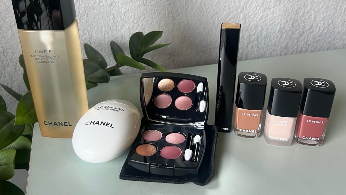 Chanel Fall/Winter 2022 Collection!