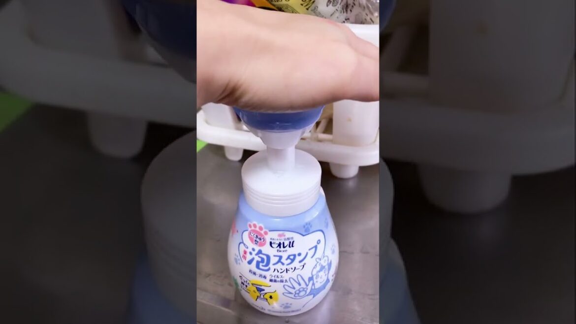 にくきゅうの泡って、可愛いすぎる〜！#Shorts