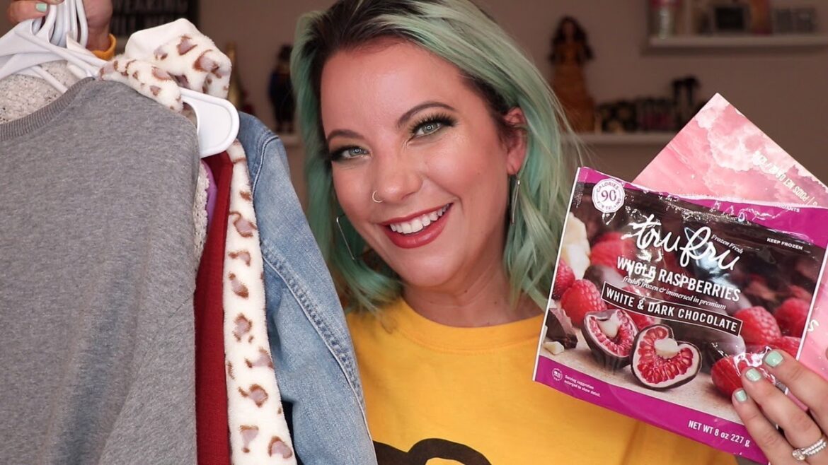 CURRENT FALL FAVORITES | MAKEUP, THICK GIRL FASHION, SKINCARE, AND MORE | BRIT CLARKE CURRENT FALL FAVORITES | MAKEUP, THICK GIRL FASHION, SKINCARE, AND MORE | BRIT CLARKE