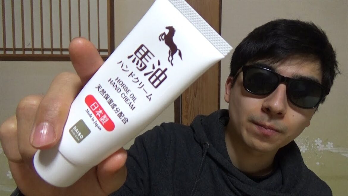 日本の馬油ハンドクリームレビュー - 1$ (ショックと驚き)