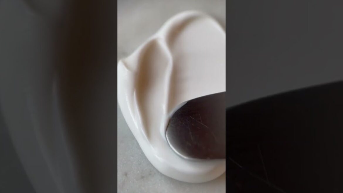 L’OCCITANE HAND CREAM TEXTURES