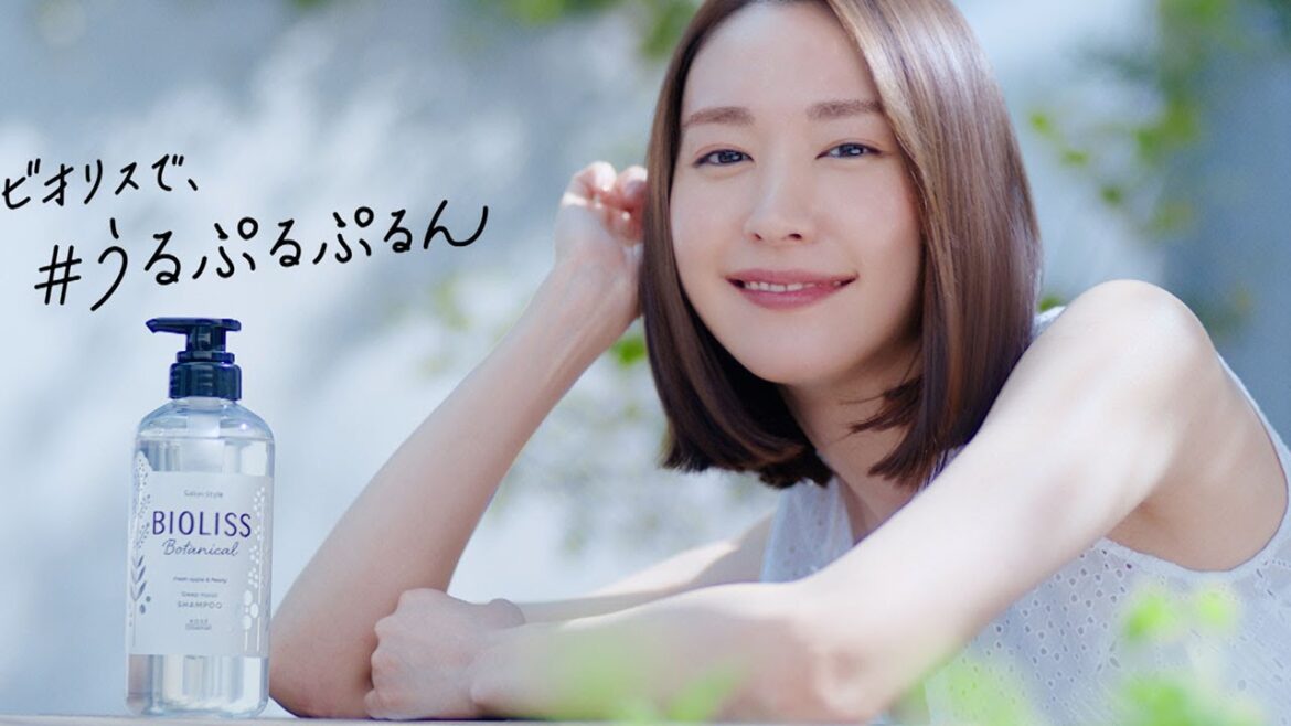 新垣結衣、ノースリーブで腕すらり 潤い美髪なびかせ笑顔! コーセーコスメポート新CM「ビオリス BIG SCALE」編 新垣結衣、ノースリーブで腕すらり 潤い美髪なびかせ笑顔! コーセーコスメポート新CM「ビオリス BIG SCALE」編