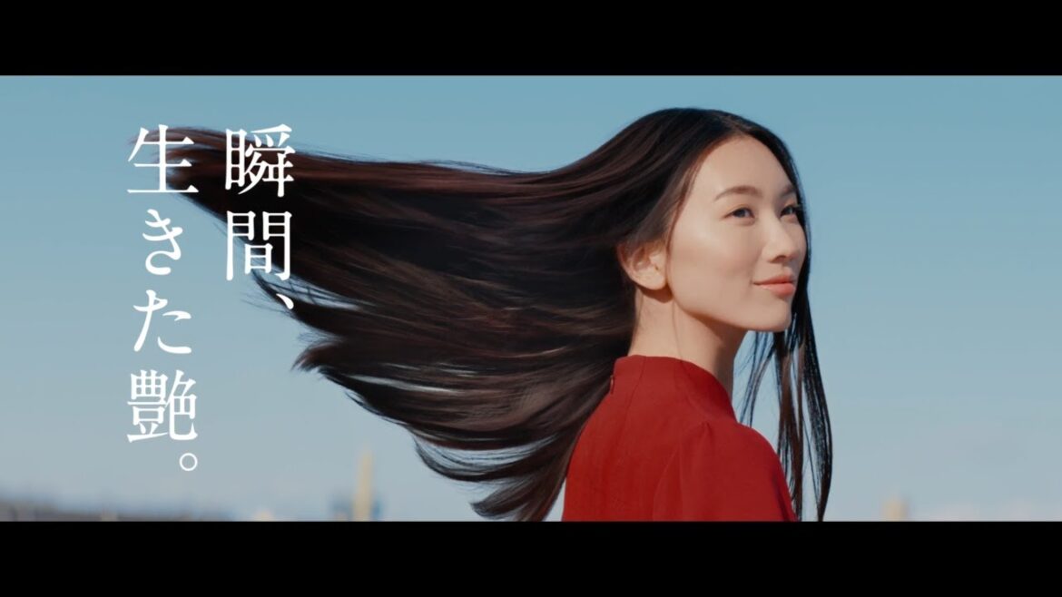 椿オイル*の神秘との融合であふれ出す - 「瞬間、生きた艶**」（60秒 JP ver.）| TSUBAKI