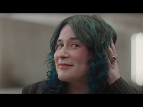 Allure x Aveda | Transformed by the Power of Vegan with Devon Ableman Allure x Aveda | Transformed by the Power of Vegan with Devon Ableman