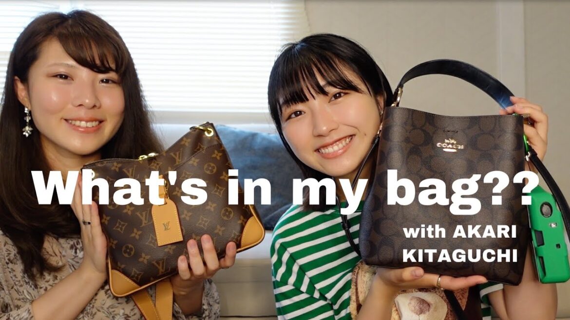 【What's in my bag?】初コラボでバックの中身紹介👜