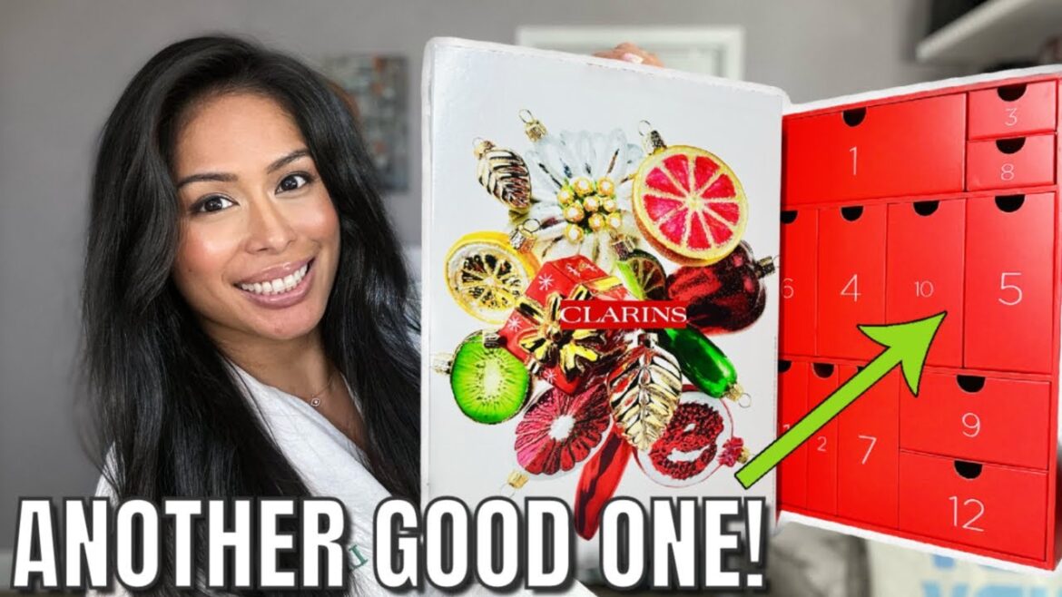 DON’T SLEEP ON THIS SKINCARE! UNBOXING THE CLARINS ADVENT CALENDAR 🎁 VLOGMESS DAY 14