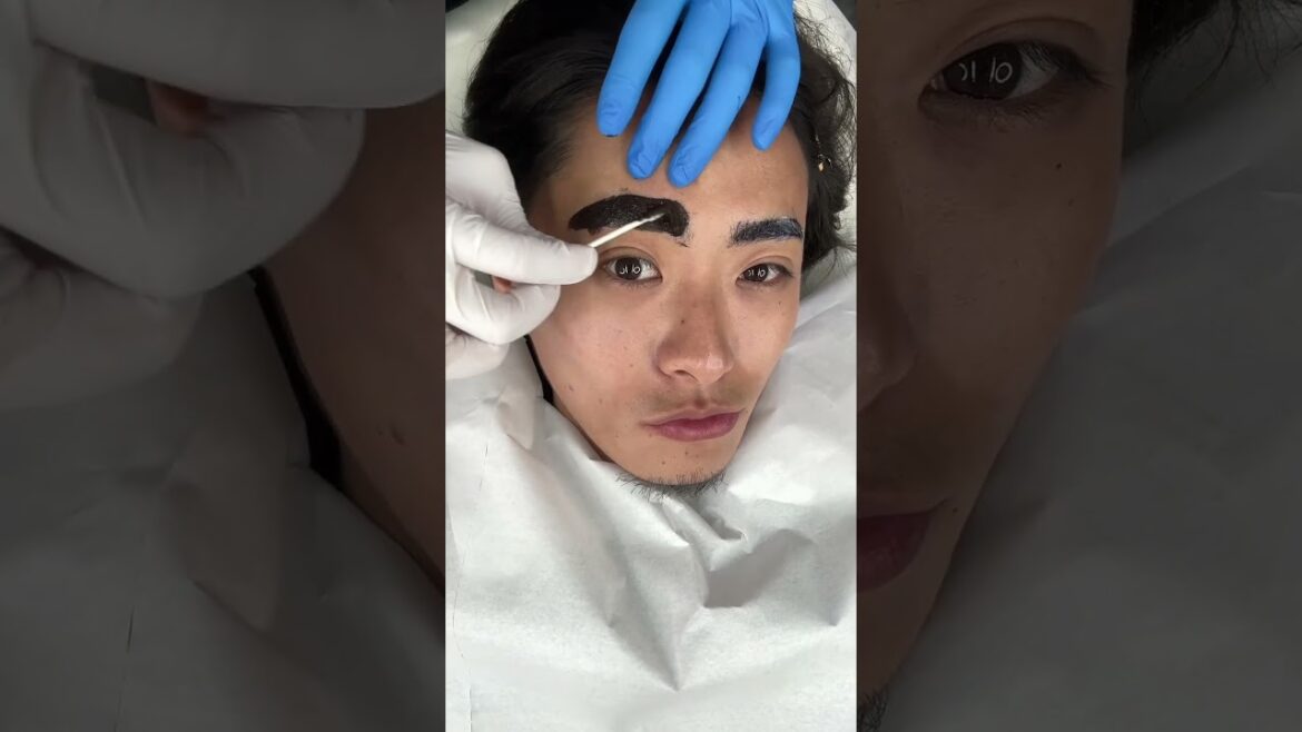 男は眉毛が12割って聞いてんけどほんま？
